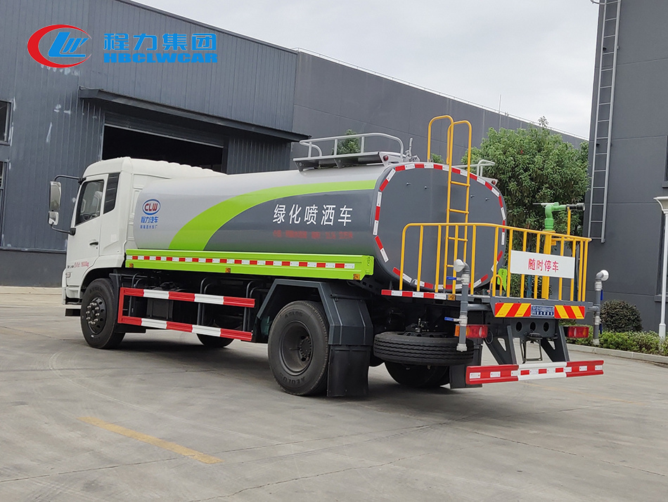 東風(fēng)天錦頂配灑水車