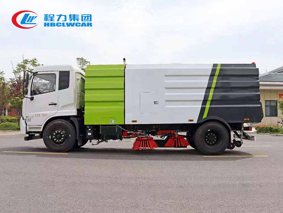 東風(fēng)天錦12方掃路車(chē)