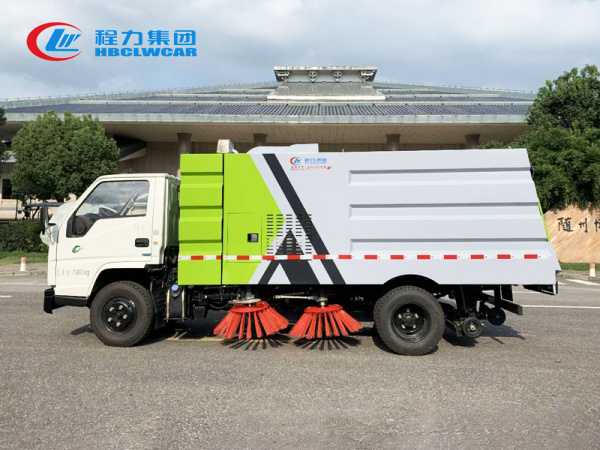 江鈴順達(dá)掃路車(chē)