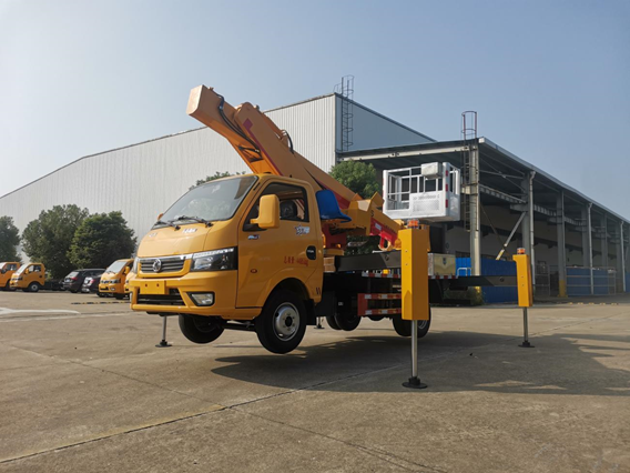 17.5米東風(fēng)途逸高空作業(yè)車(chē)